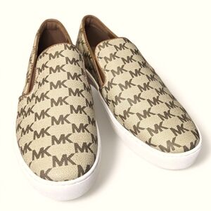 Michel Kors Keaton Signature Logo Patterned Slip On Casual Shoe Size 9 In Beige